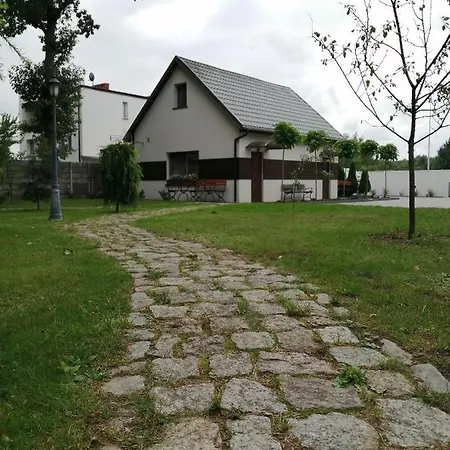 度假居 Hacjenda 乌斯特卡